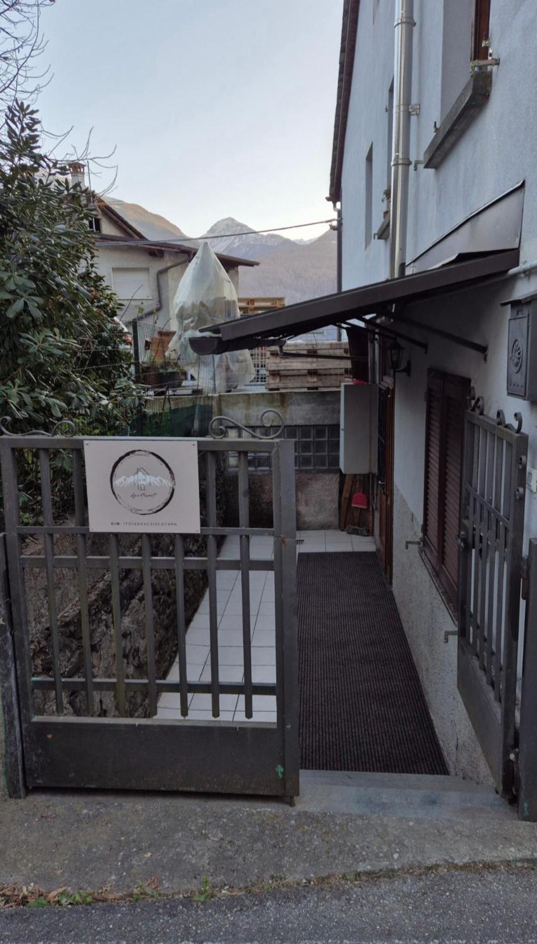 סונדריו Typical Apartment In Valtellina מראה חיצוני תמונה